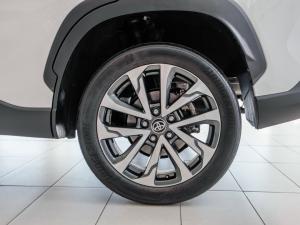 Toyota Corolla Cross 1.8 HEV XR - Image 13