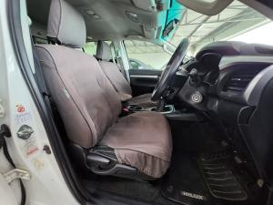 Toyota Hilux 2.8GD-6 double cab Raider - Image 11