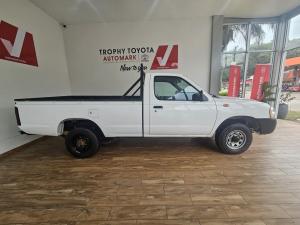 Nissan NP300 Hardbody 2 - Image 3