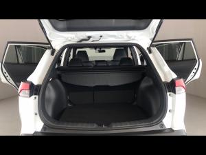 Toyota Corolla Cross 1.8 XS - Image 13