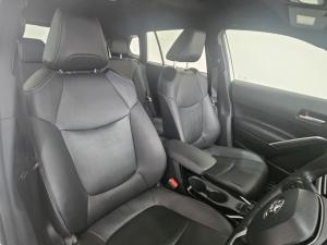 Toyota Corolla Cross 1.8 Hybrid XS - Image 10