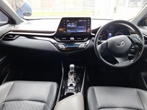 Toyota C-HR 1.2T Luxury - Image 6