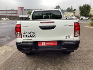 Toyota Hilux 2.4GD-6 double cab Raider manual - Image 5