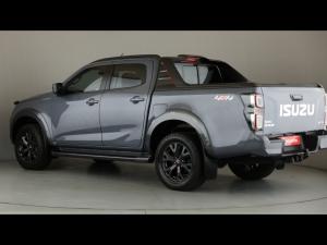 Isuzu D-Max 3.0TD double cab V-Cross 4x4 - Image 21