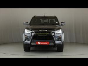Isuzu D-Max 3.0TD double cab V-Cross 4x4 - Image 4