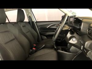 Suzuki Swift 1.2 GL - Image 10