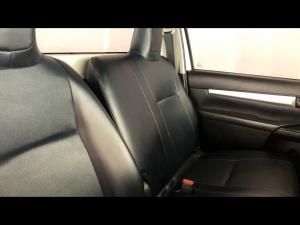 Toyota Hilux 2.0 single cab S (aircon) - Image 12