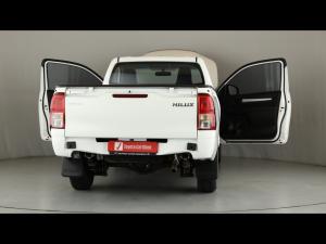 Toyota Hilux 2.0 single cab S (aircon) - Image 24