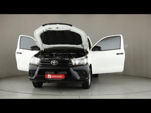 Toyota Hilux 2.0 single cab S (aircon) - Image 28