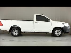 Toyota Hilux 2.0 single cab S (aircon) - Image 3