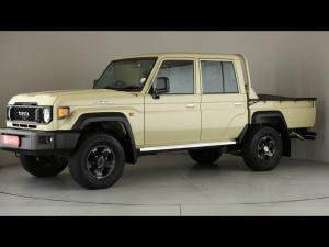 Toyota Land Cruiser 79 2.8GD-6 double cab auto - Image 23
