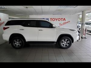 Toyota Fortuner 2.4GD-6 4x4 auto - Image 3