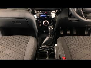 Mahindra XUV 3XO 1.2T MX2 manual - Image 13
