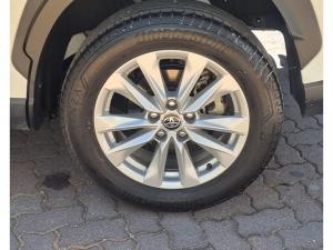 Toyota Corolla Cross 1.8 XS - Image 8