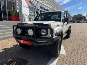 Toyota Land Cruiser 79 4.5D-4D LX V8 single cab - Image 14