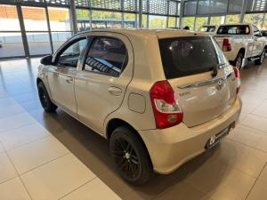 Toyota Etios 1.5 Xs/SPRINT 5-Door - Image 4