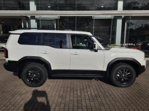 Toyota Prado TX 2.8GD automatic - Image 3
