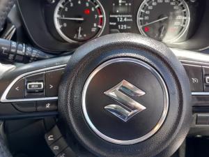 Suzuki Grand Vitara 1.5 GL automatic - Image 15