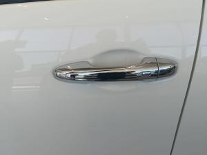 Toyota Fortuner 2.4GD-6 Raised Body automatic - Image 17