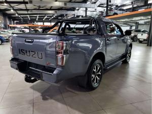 Isuzu D-MAX 1.9 Ddi HR X-RIDER automatic D/C - Image 6