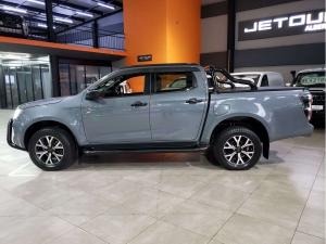 Isuzu D-MAX 1.9 Ddi HR X-RIDER automatic D/C - Image 9