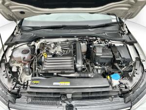 Volkswagen Golf 1.4TSI Life Plus - Image 9