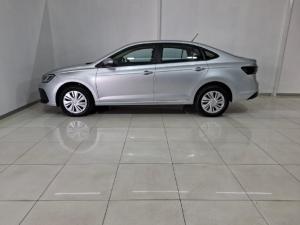 Volkswagen Polo sedan 1.6 manual - Image 15