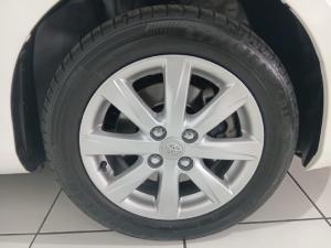 Toyota Yaris 5-door XR HSD - Image 13