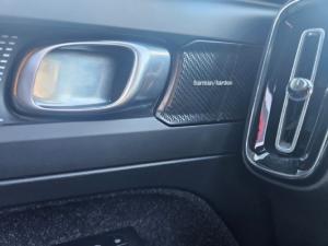 Volvo XC40 T5 AWD R-Design - Image 9