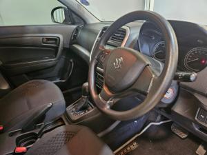 Suzuki Vitara Brezza 1.5 GL auto - Image 11