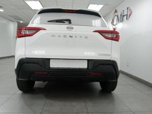 Nissan Magnite 1.0 Move panel van - Image 5