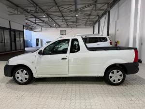 Nissan NP200 1.6i safety pack (aircon) - Image 9