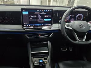 Volkswagen Tiguan 2.0TSI R-Line 4Motion - Image 11