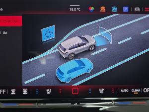 Volkswagen Tiguan 2.0TSI R-Line 4Motion - Image 17