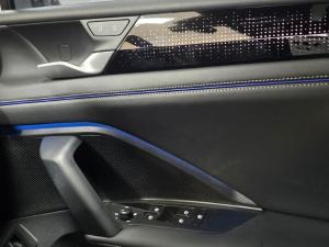 Volkswagen Tiguan 2.0TSI R-Line 4Motion - Image 22