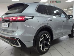 Volkswagen Tiguan 2.0TSI R-Line 4Motion - Image 5