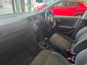 Volkswagen Polo Vivo hatch 1.4 Trendline - Image 6