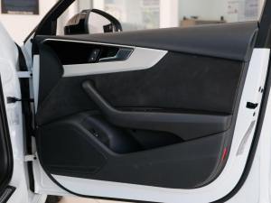 Audi A4 35TDI S line - Image 11