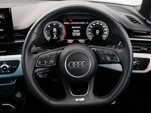 Audi A4 35TDI S line - Image 17