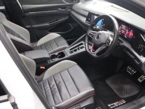 Volkswagen Golf GTI - Image 9