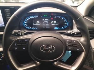 Hyundai i20 1.0T Fluid auto - Image 12