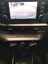 Hyundai i20 1.0T Fluid auto - Image 14