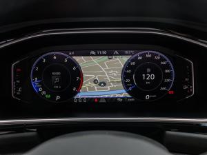 Volkswagen T-Roc 2.0TSI 4Motion R-Line - Image 5