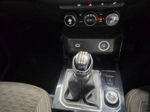 Renault Kiger 1.0 Turbo Intens manual - Image 17