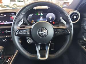 Alfa Romeo Tonale 1.5T Hybrid Veloce - Image 20