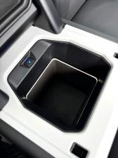 Land Rover Defender 110 D350 X-Dynamic HSE - Image 28