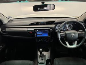 Toyota Hilux 2.4 GD-6 Raider X 4X4 automaticD/C - Image 6