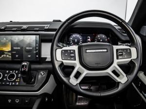 Land Rover Defender 110 D300 X-Dynamic HSE - Image 18
