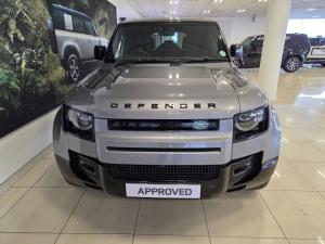 Land Rover Defender 110 D300 X-Dynamic HSE - Image 4