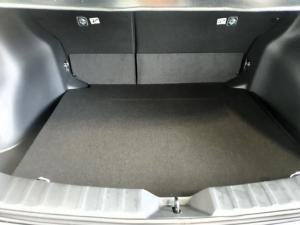 Toyota Corolla Cross 1.8 HEV XS - Image 6